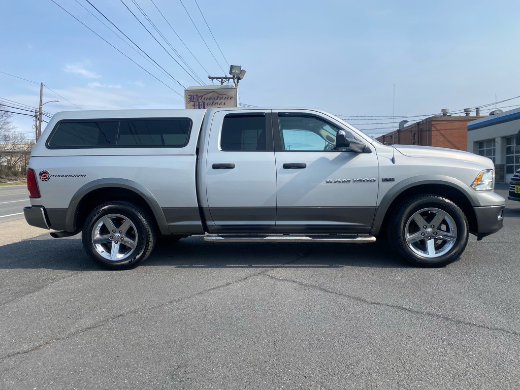 2011 RAM 1500 Image 2