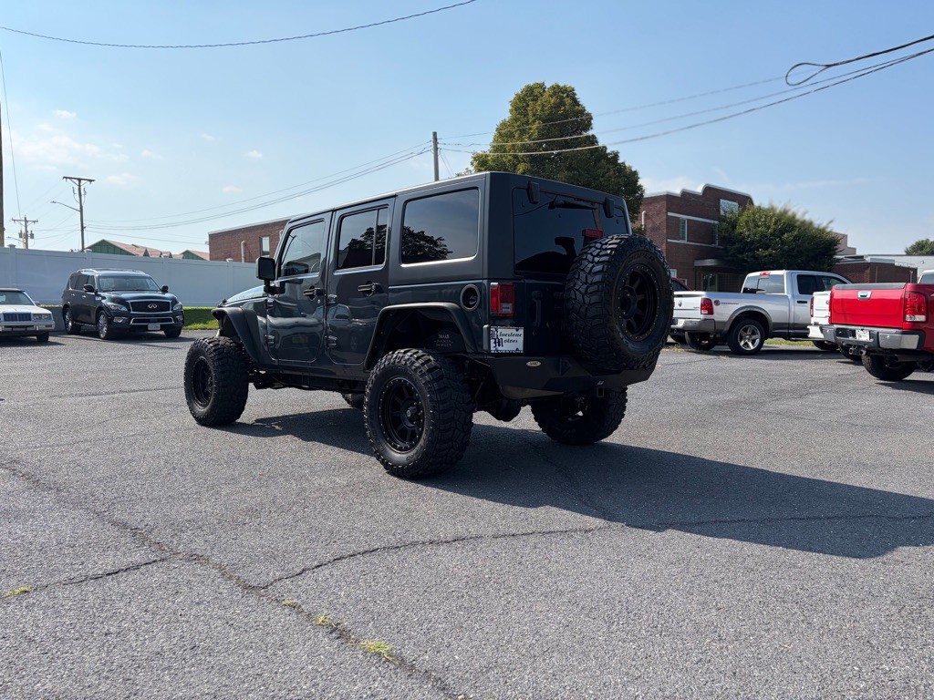 2017 Jeep Wrangler Unlimited Image 3