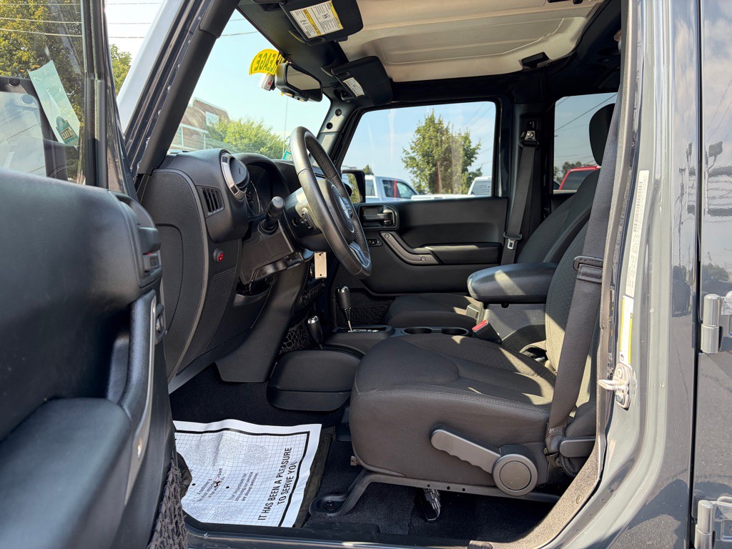 2017 Jeep Wrangler Unlimited Image 5
