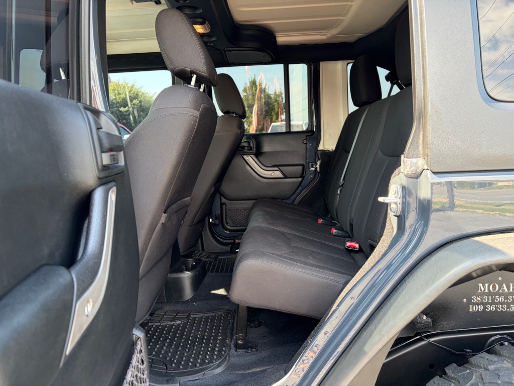 2017 Jeep Wrangler Unlimited Image 7