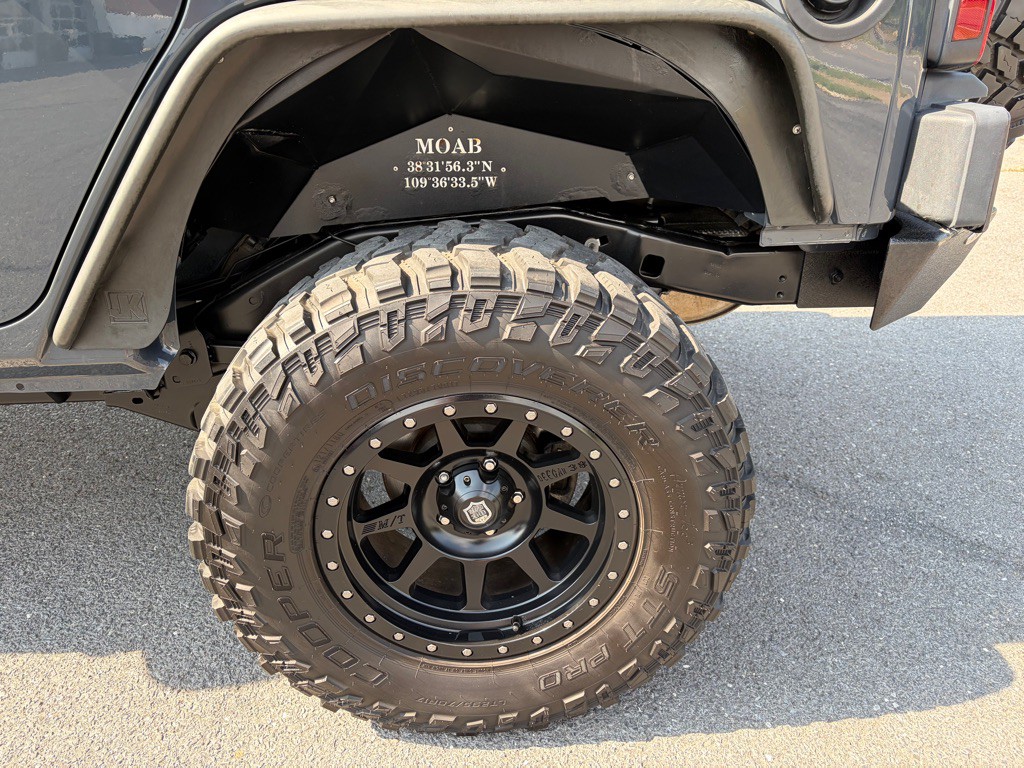 2017 Jeep Wrangler Unlimited Image 11