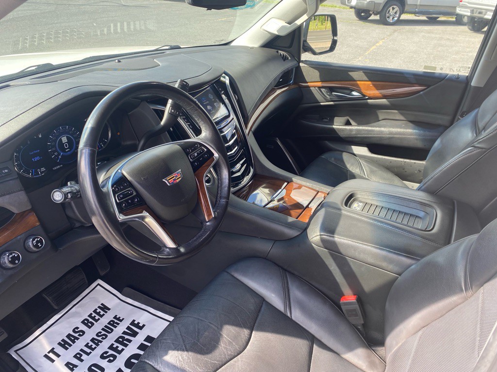 2019 Cadillac Escalade Image 4