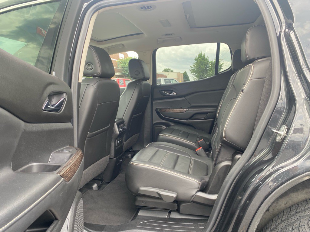2020 GMC Acadia Image 7