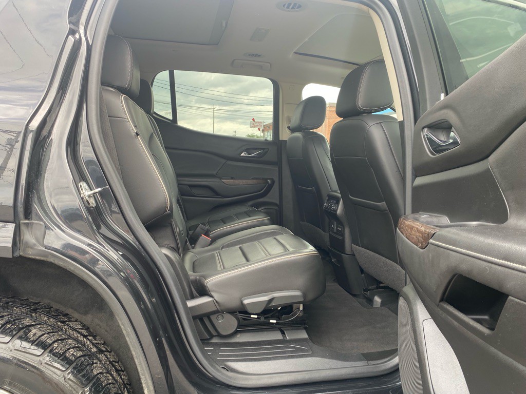2020 GMC Acadia Image 10