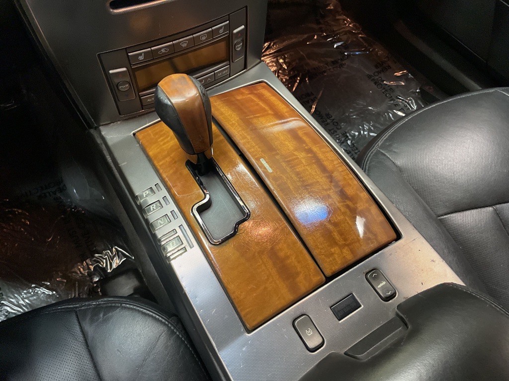 2004 Cadillac XLR Image 27
