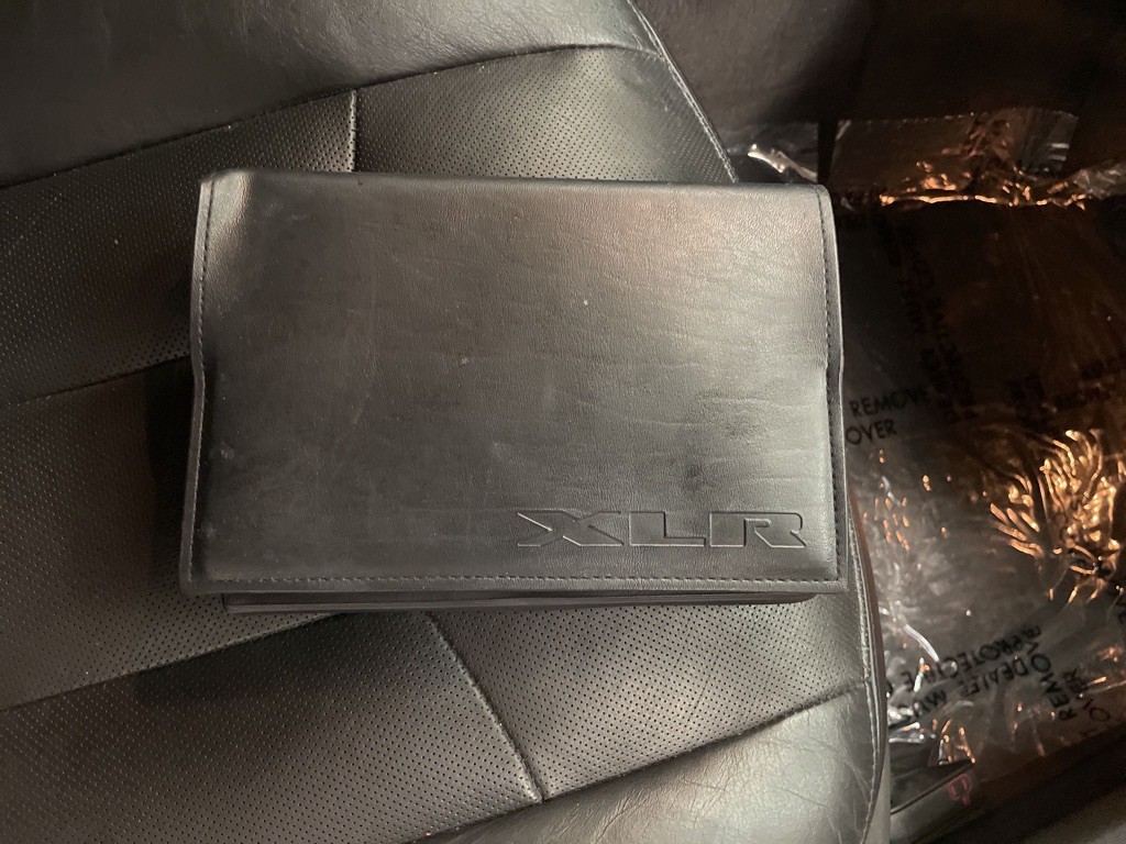 2004 Cadillac XLR Image 36