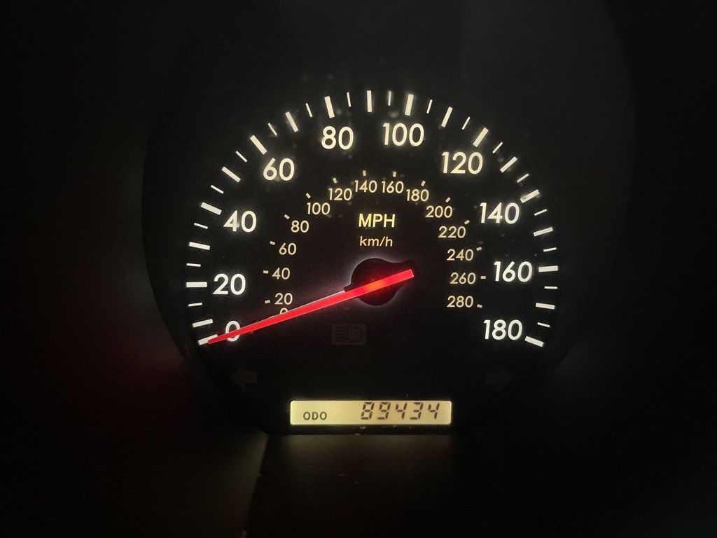 2003 Lexus SC Image 7