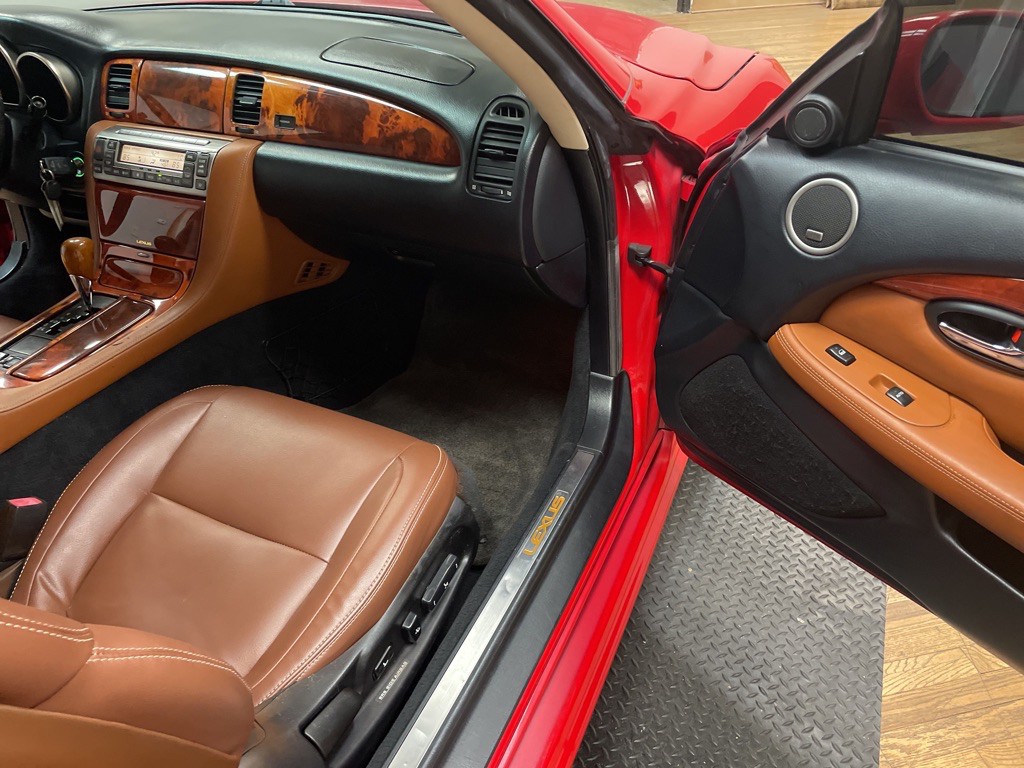2003 Lexus SC Image 12