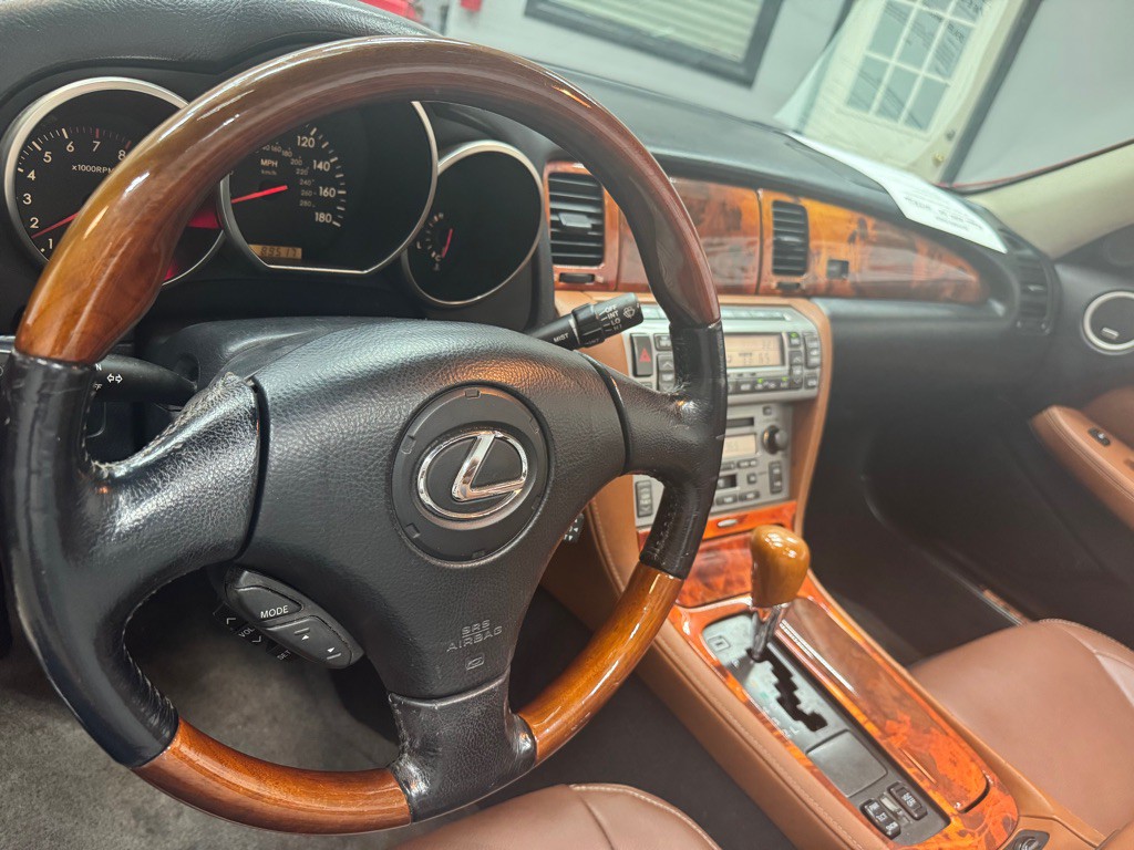 2003 Lexus SC Image 37