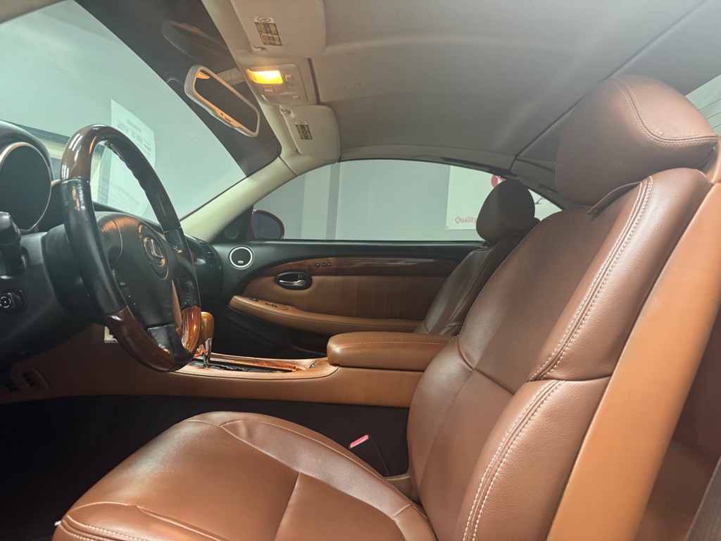 2003 Lexus SC Image 40