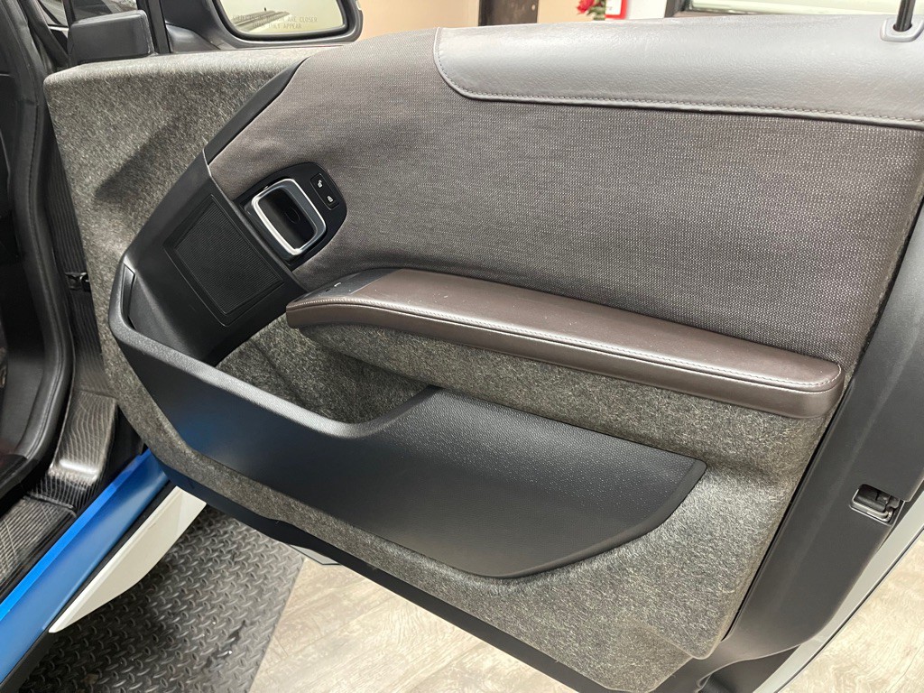 2014 BMW i3 Image 18