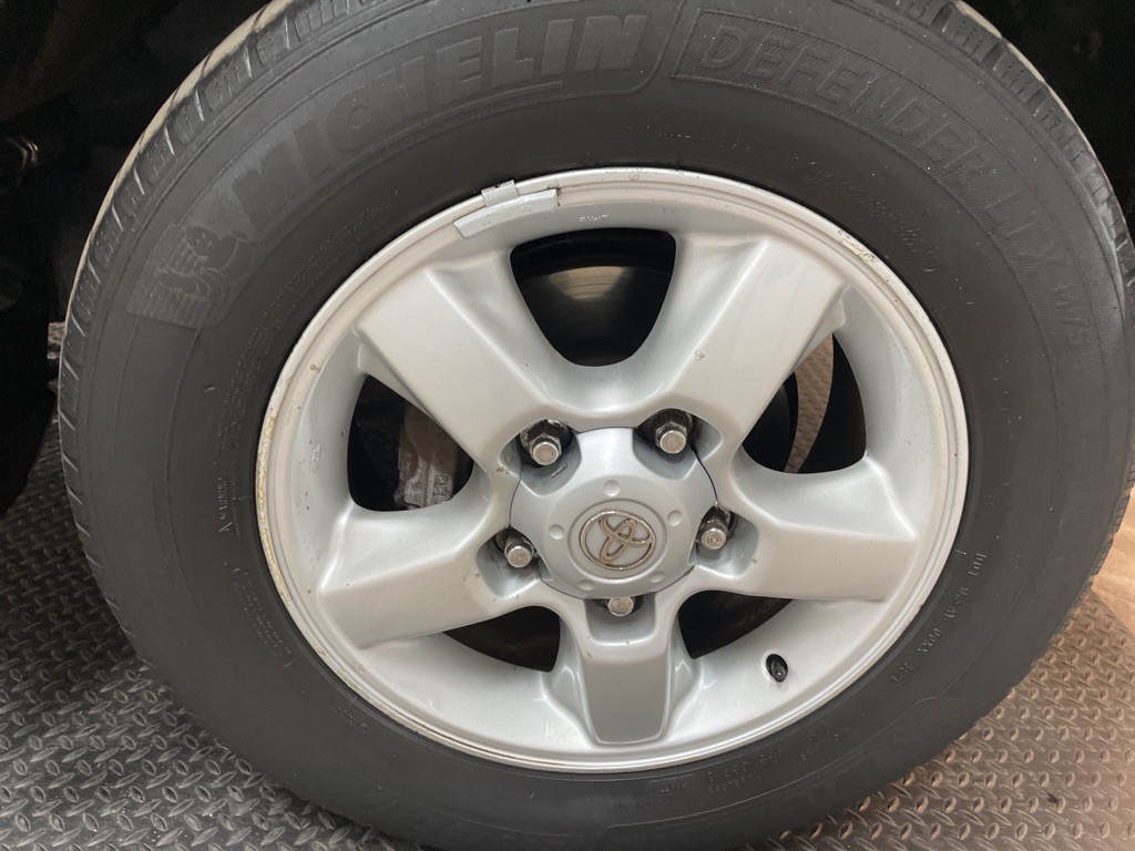 2003 Toyota Land Cruiser Image 50