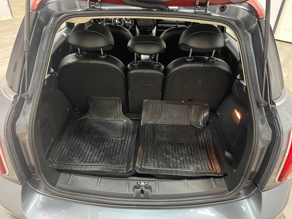 2016 MINI Cooper Image 22