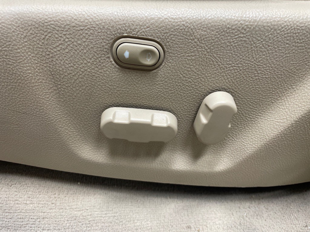 2006 Lincoln Navigator Image 18