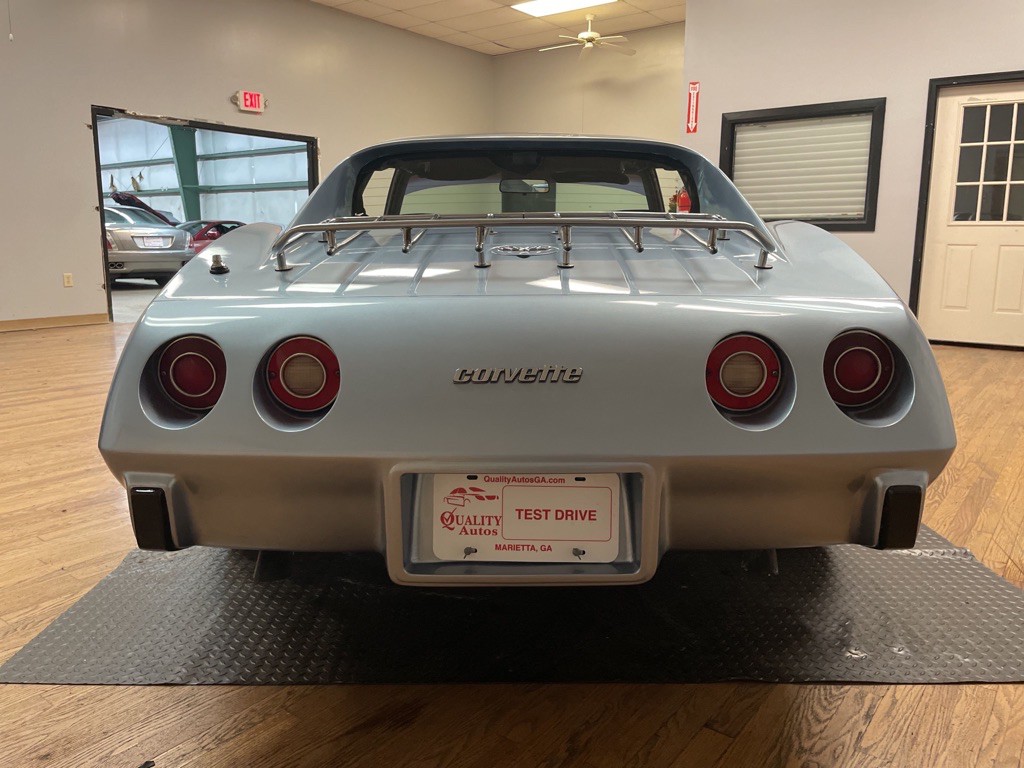 1977 Chevrolet Corvette Image 11