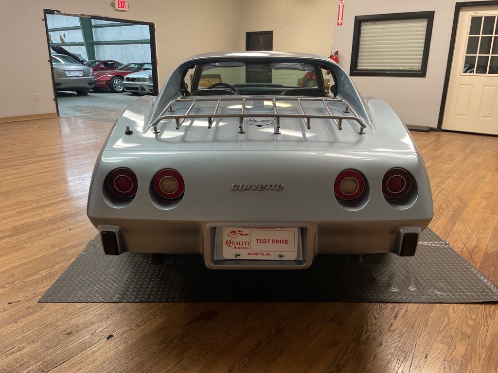 1977 Chevrolet Corvette Image 24