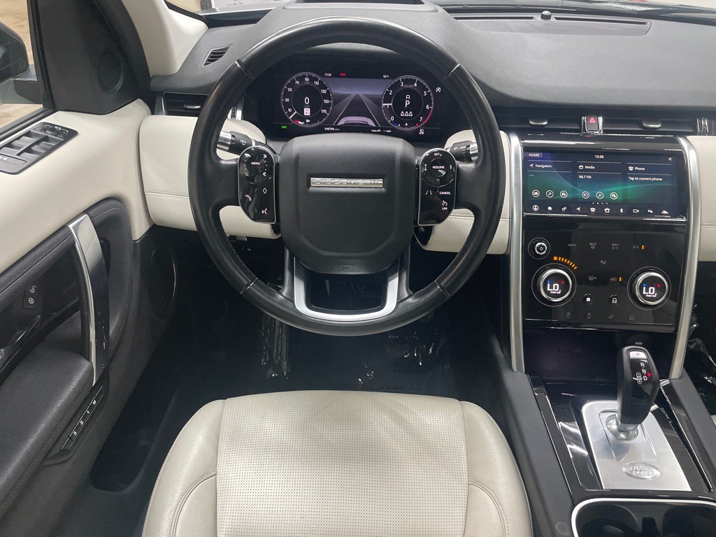 2020 Land Rover Discovery Sport Image 19
