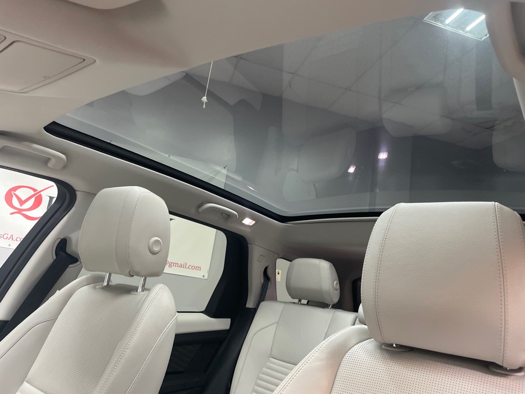 2020 Land Rover Discovery Sport Image 30
