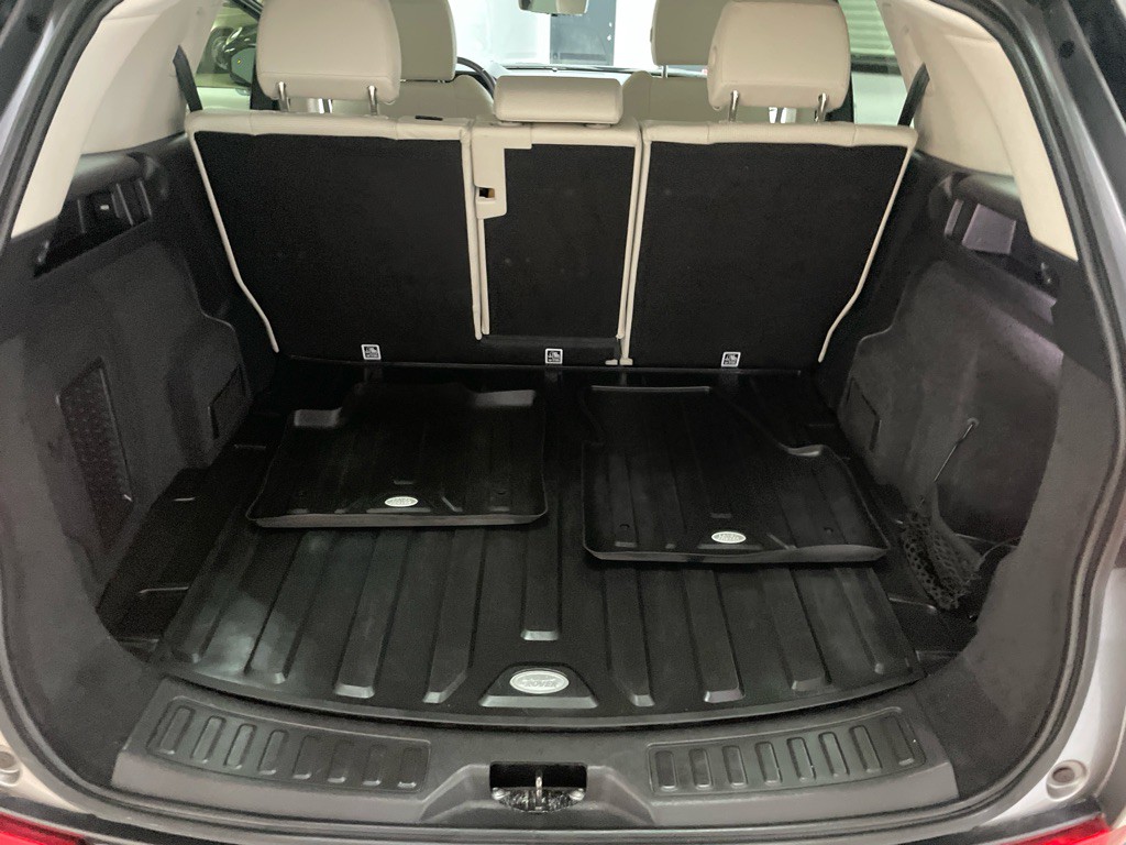 2020 Land Rover Discovery Sport Image 52