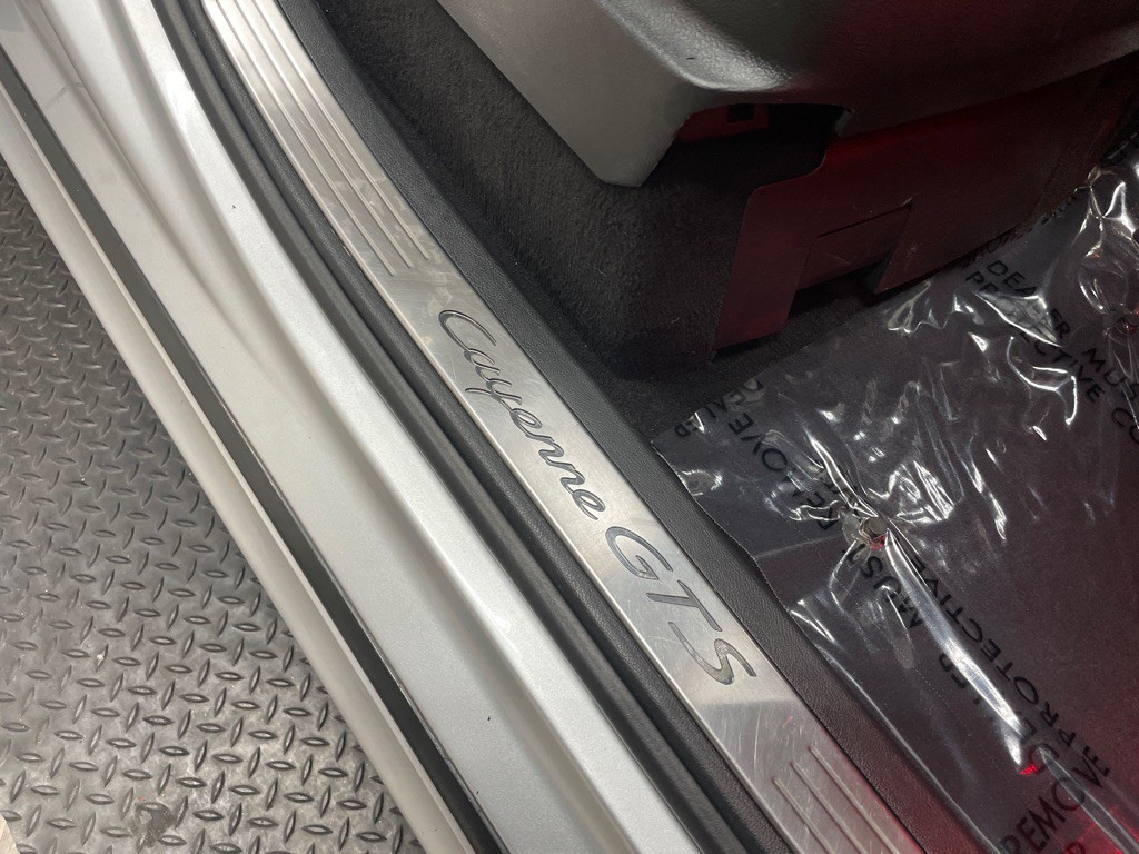 2010 Porsche Cayenne Image 37