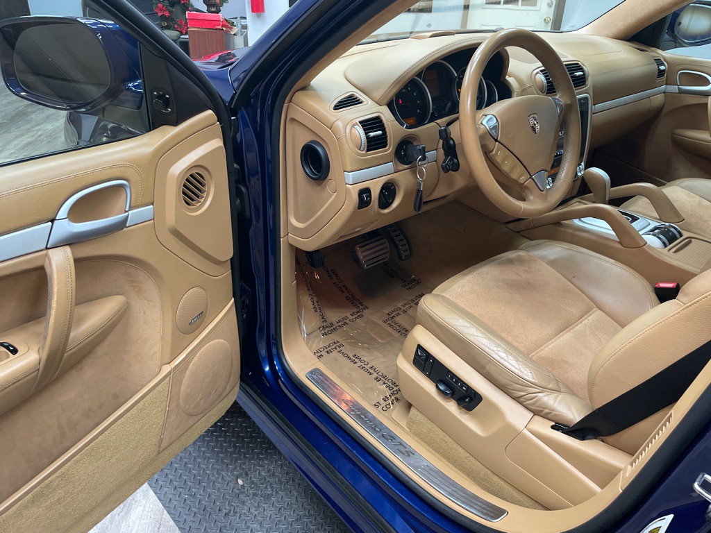 2009 Porsche Cayenne Image 3