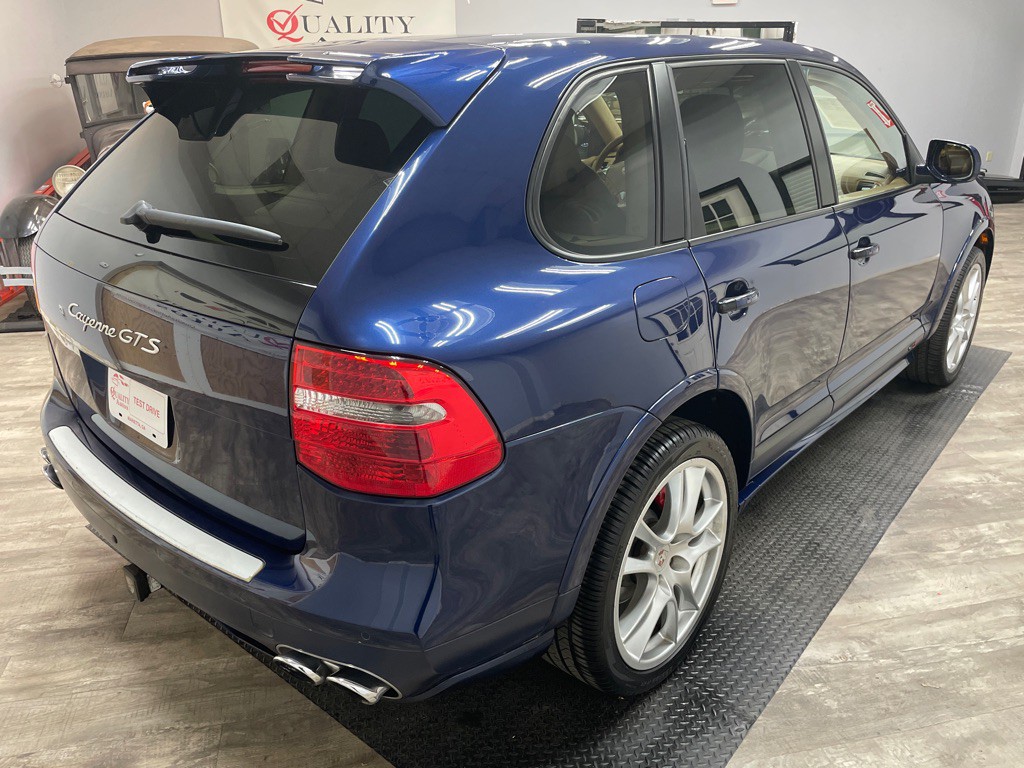 2009 Porsche Cayenne Image 10