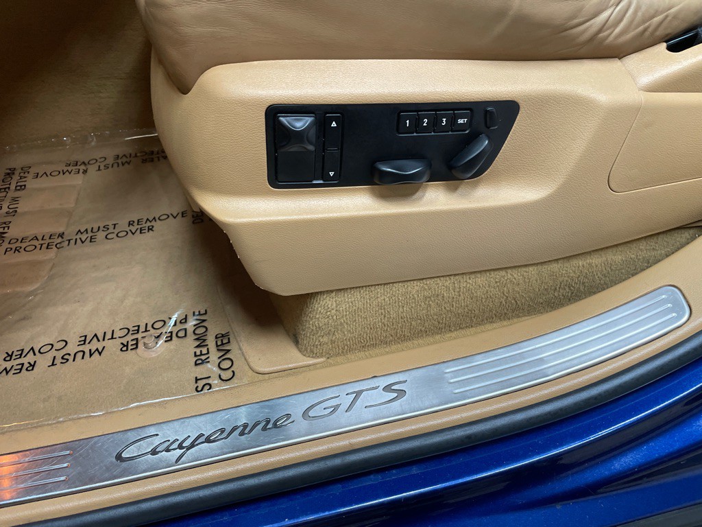 2009 Porsche Cayenne Image 16