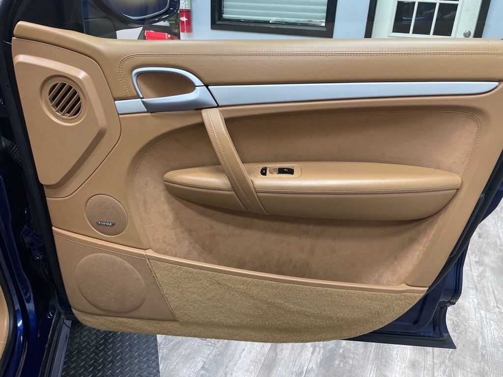 2009 Porsche Cayenne Image 39