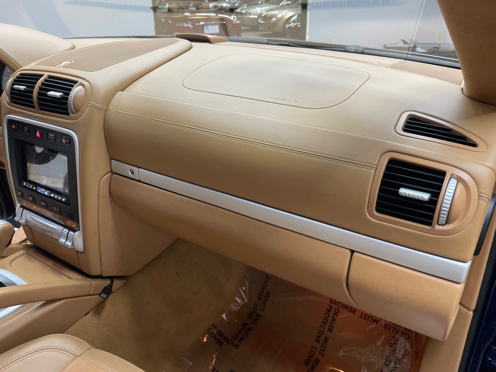 2009 Porsche Cayenne Image 43