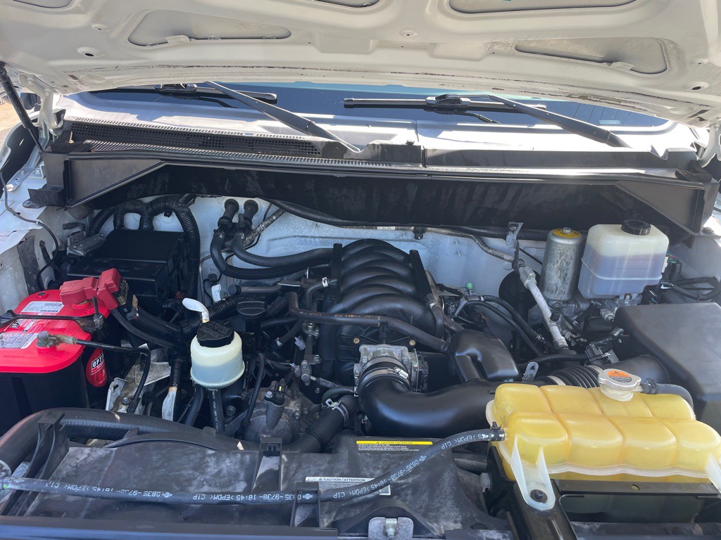 2015 Nissan NV Image 24