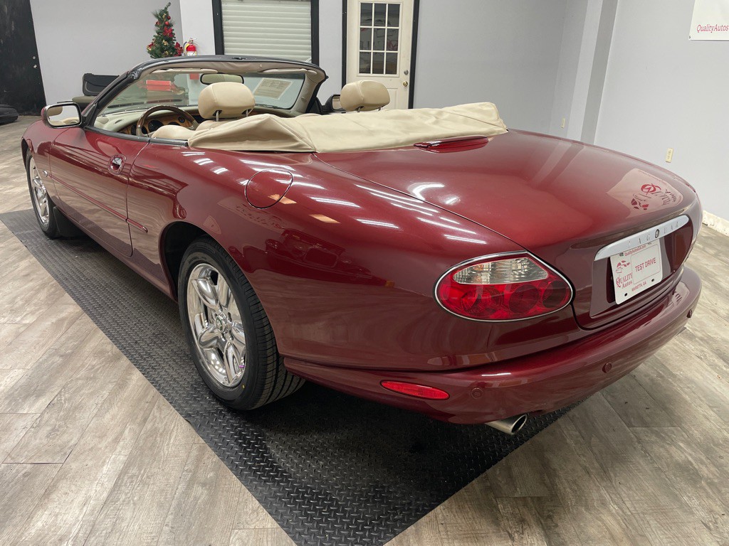 2001 Jaguar XK-Series Image 9