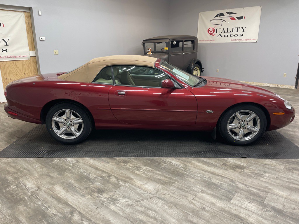 2001 Jaguar XK-Series Image 22