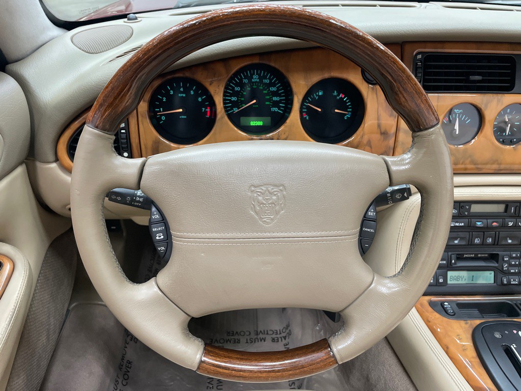 2001 Jaguar XK-Series Image 31