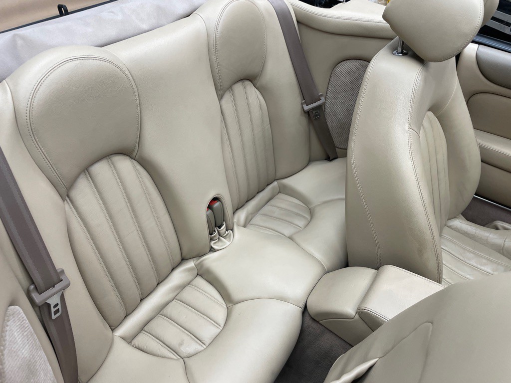 2001 Jaguar XK-Series Image 48
