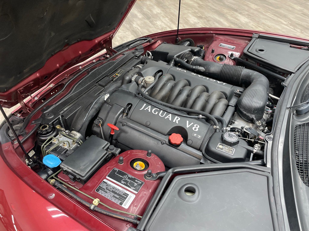 2001 Jaguar XK-Series Image 54