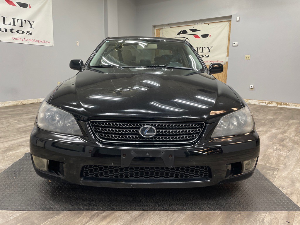 2005 Lexus IS Image 2