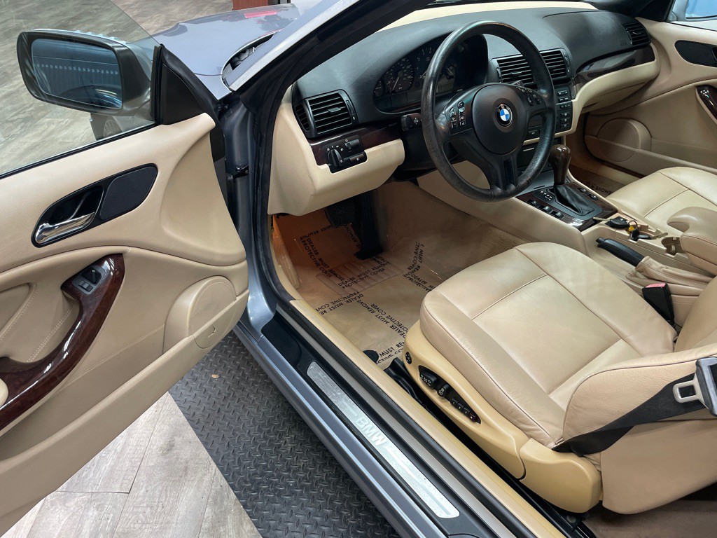 2006 BMW 3 Series Image 3
