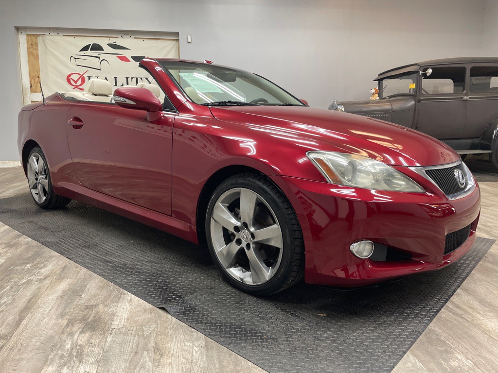2010 Lexus IS Image 5
