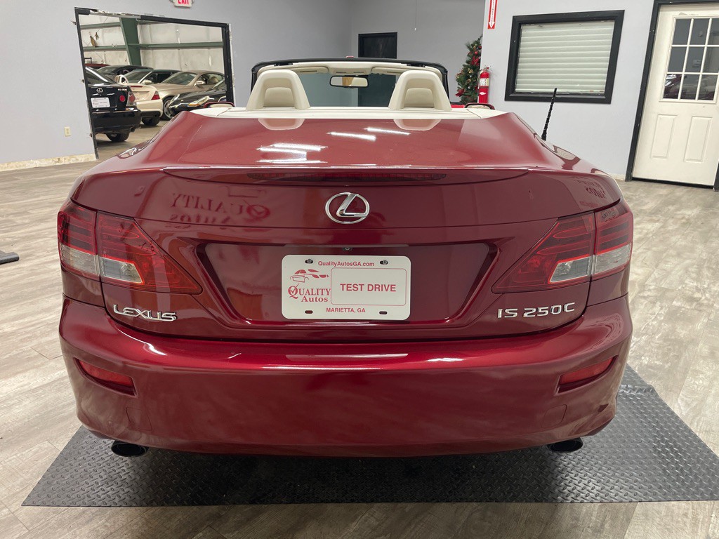 2010 Lexus IS Image 10