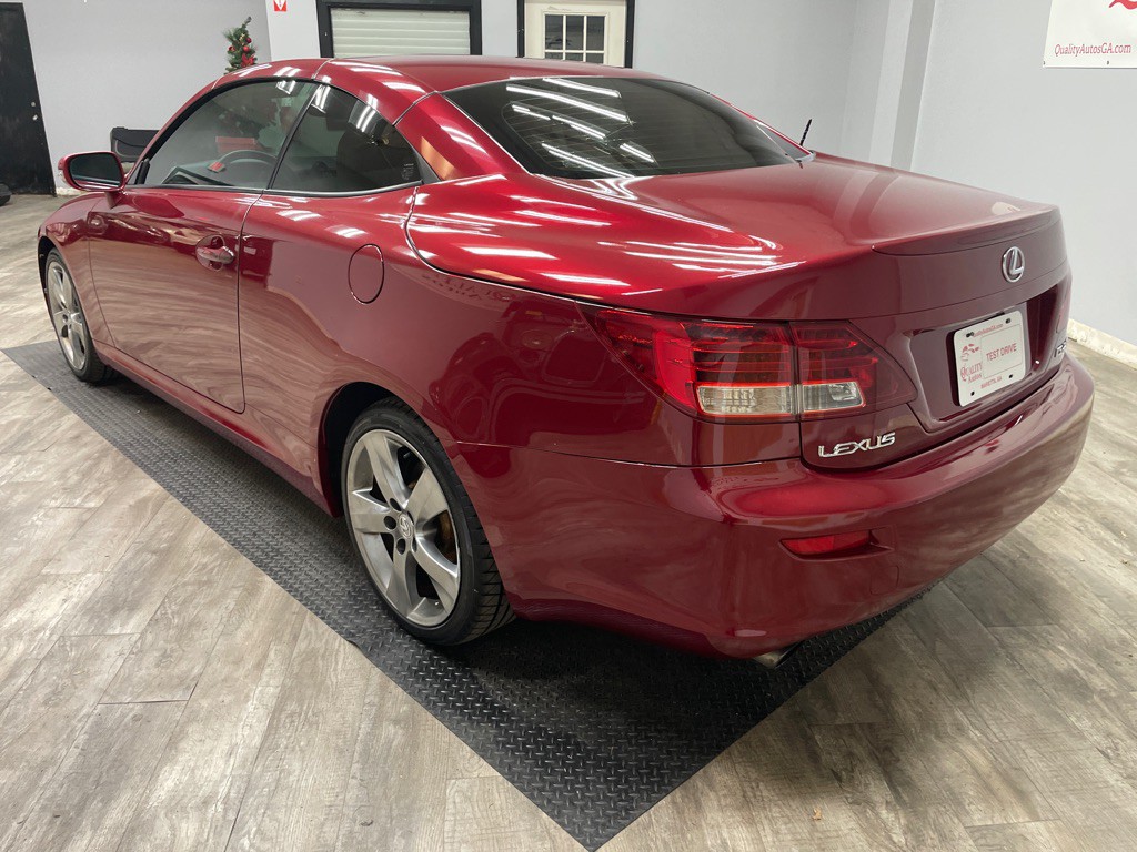 2010 Lexus IS Image 18