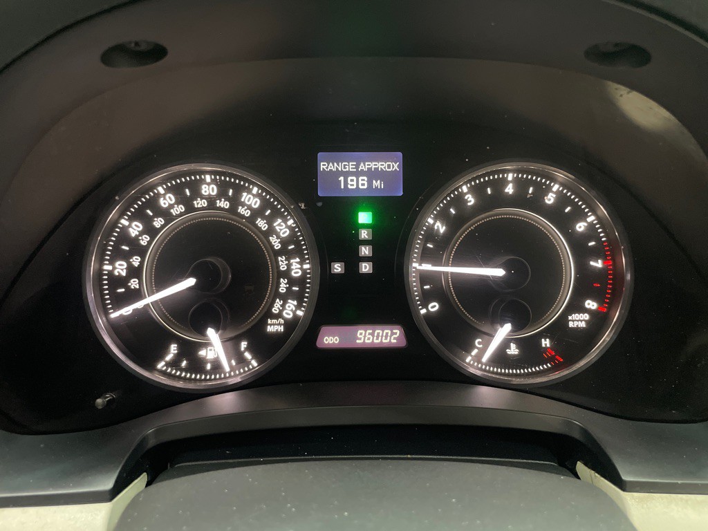 2010 Lexus IS Image 30