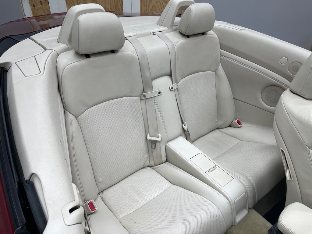 2010 Lexus IS Image 48