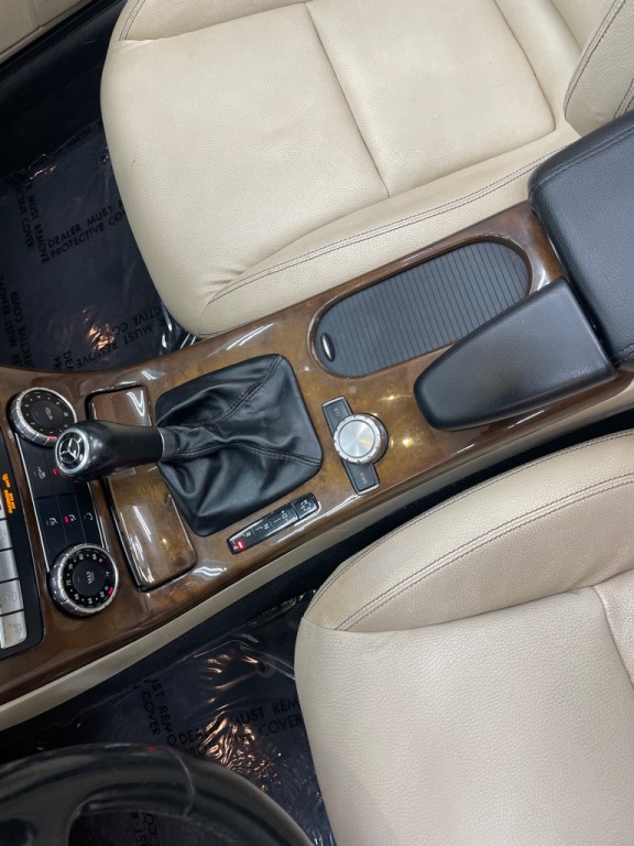 2015 Mercedes-Benz SLK-Class Image 36