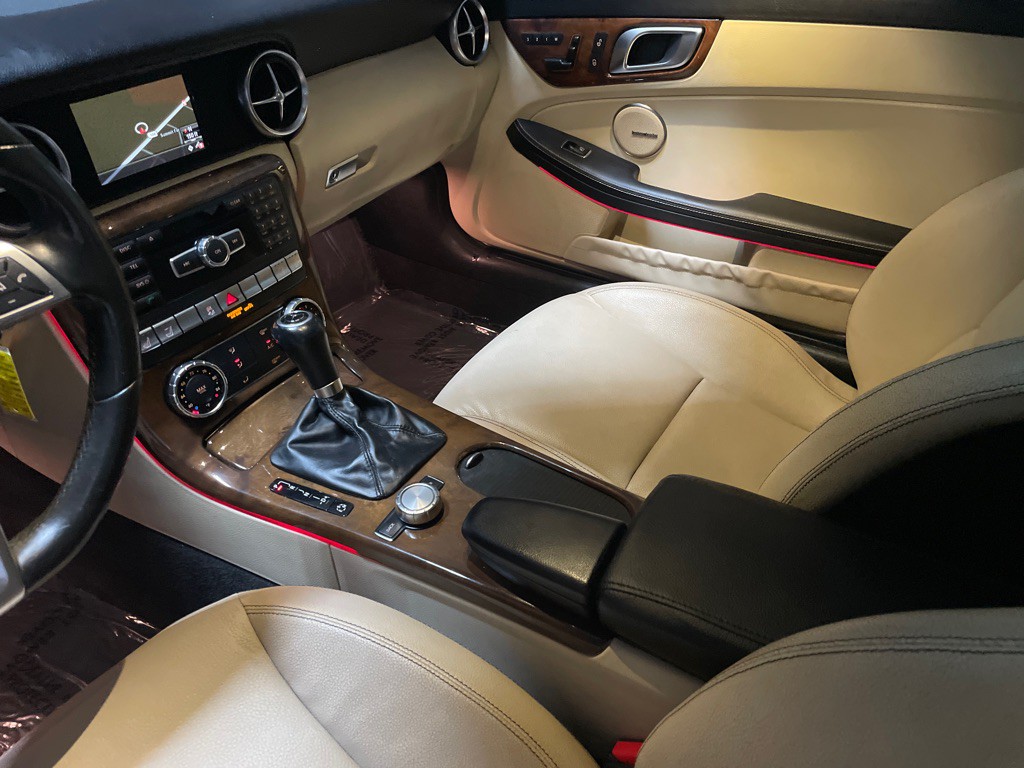 2015 Mercedes-Benz SLK-Class Image 54