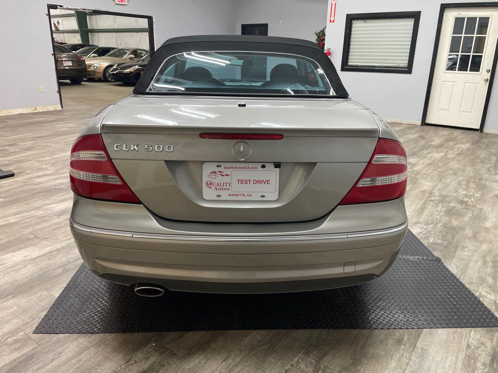 2005 Mercedes-Benz CLK-Class Image 16
