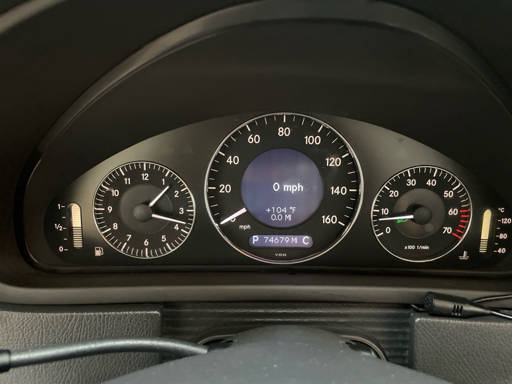 2005 Mercedes-Benz CLK-Class Image 25