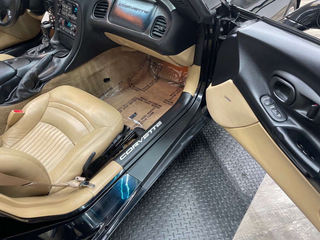 1998 Chevrolet Corvette Image 34