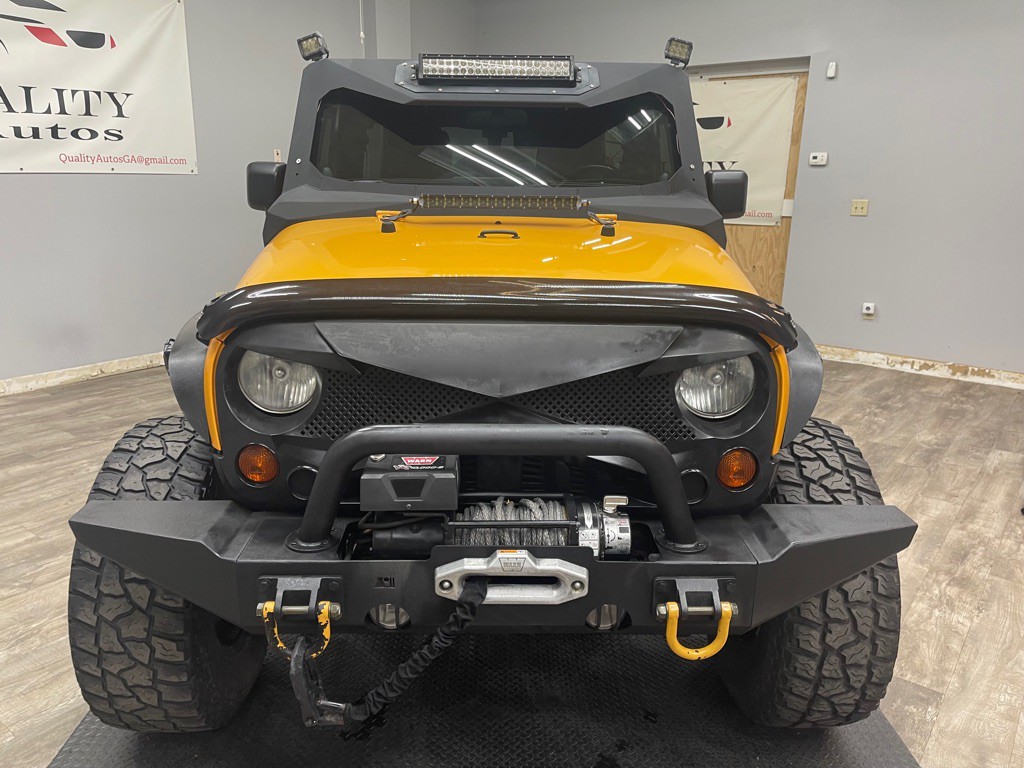 2012 Jeep Wrangler Unlimited Image 2