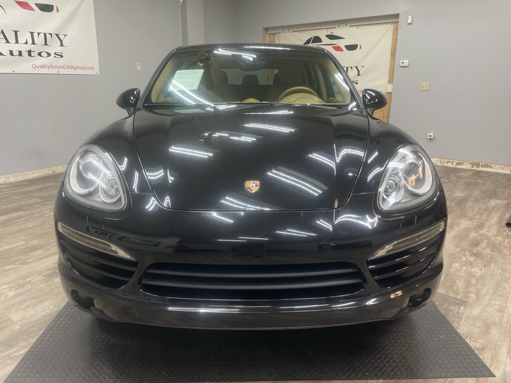 2012 Porsche Cayenne Image 2