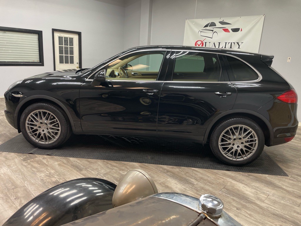 2012 Porsche Cayenne Image 7
